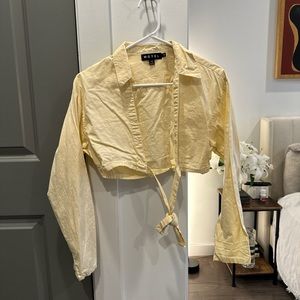 MOTEL Pale Yellow Cropped Button Down Top